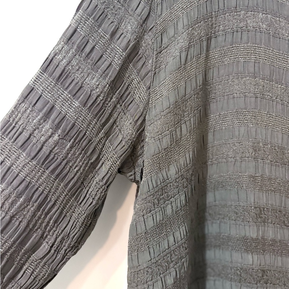 CP Shades Smokey Brown Crinkled Rayon Button Up Blouse Size Large - Picture 6 of 6